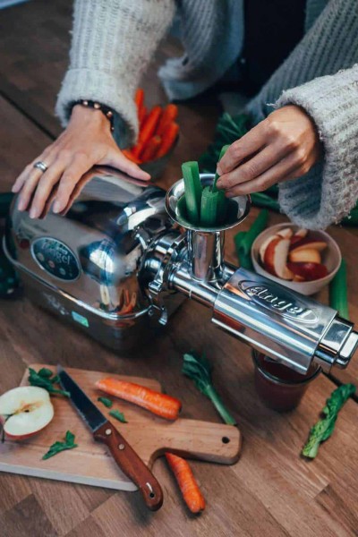 Angel-Juicer-Slow-Juicer